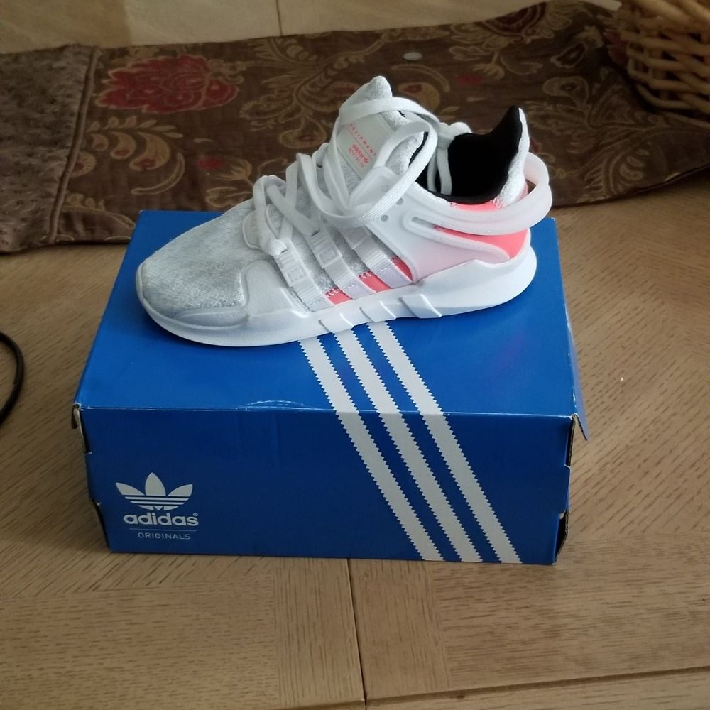 Meet your Posher, Corey